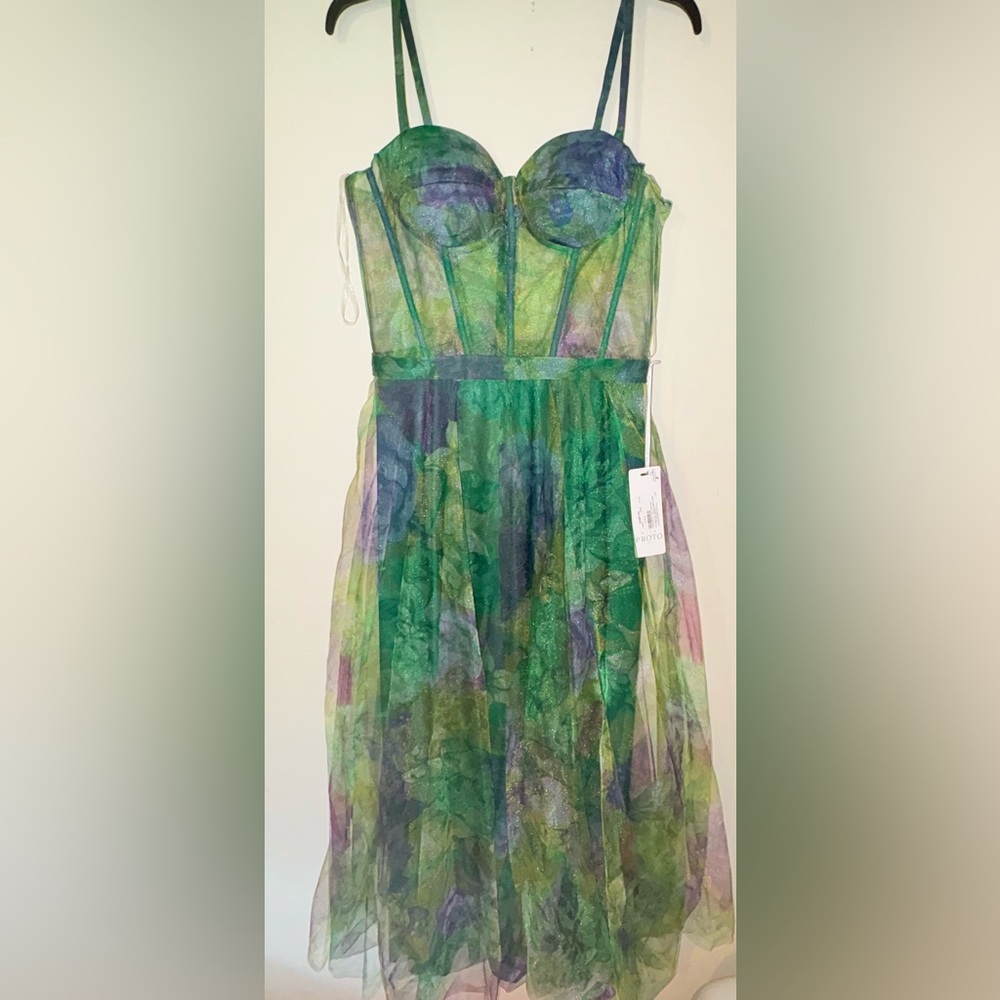 Women’s Miss Proto Flower Dress NWT Multiple Sizes Available